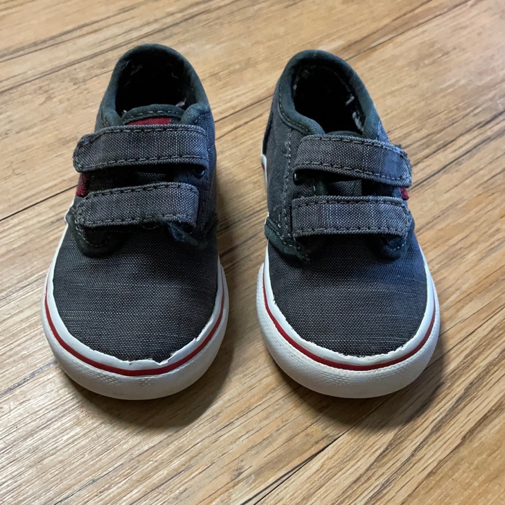 Infant Vans size 4